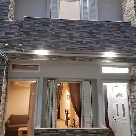 Agora Ground Floor Apartment